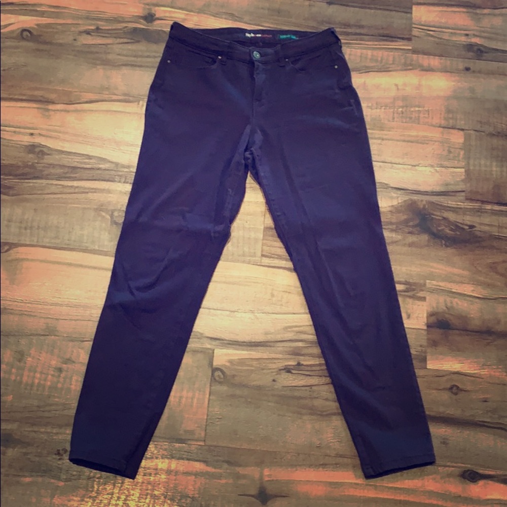 Women’s colored denim pants